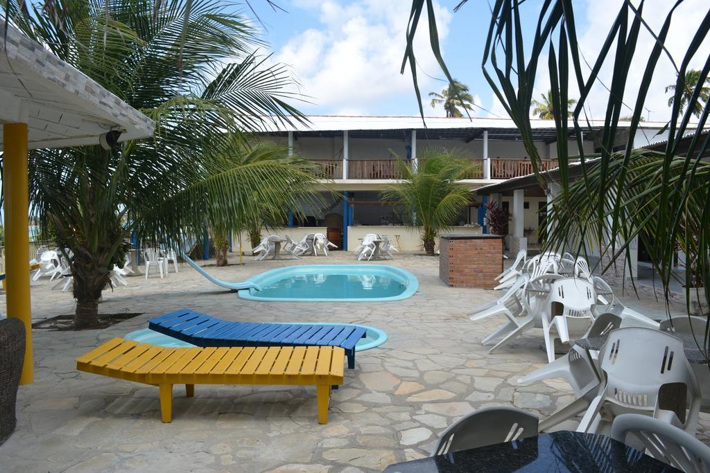 Jacuma'S Lodge Hotel Exterior photo